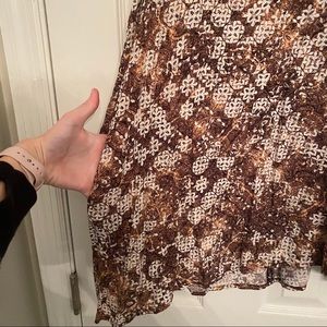 Brown and White sleeveless dress with pockets